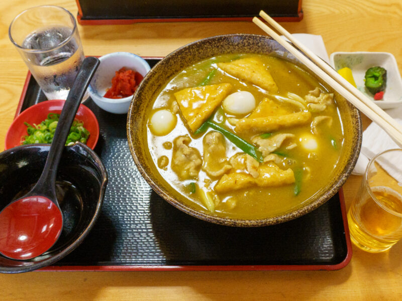 老舗のうどん・そば店「勢川本店」で豊橋カレーうどんを再び