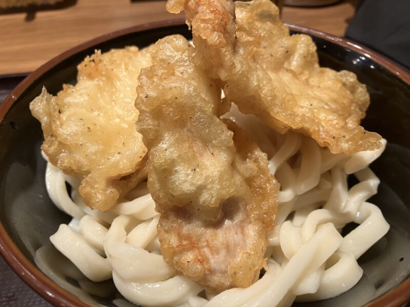 麺の硬さで有名な霞ヶ関のうどん屋「うつけ」